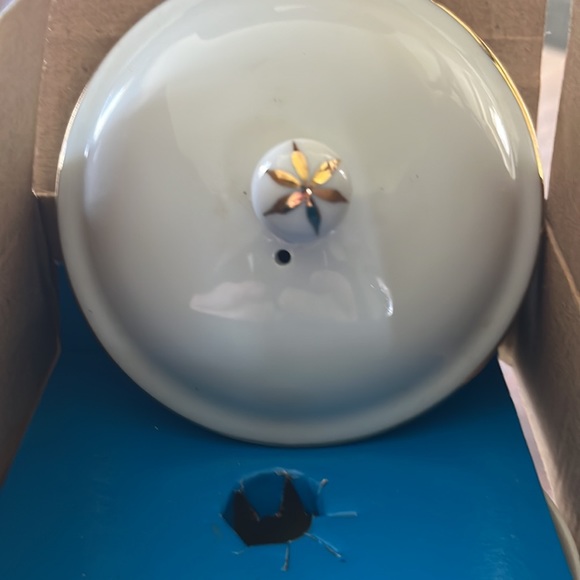 Canadian Collection Lidded Mug Saskatchewan - Picture 3 of 4